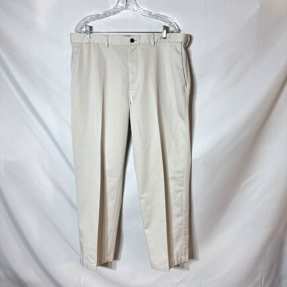 Haggar Dress Pants Mens 38x29 Khaki Pleated Classic Fit Zip Fly Casual Beige